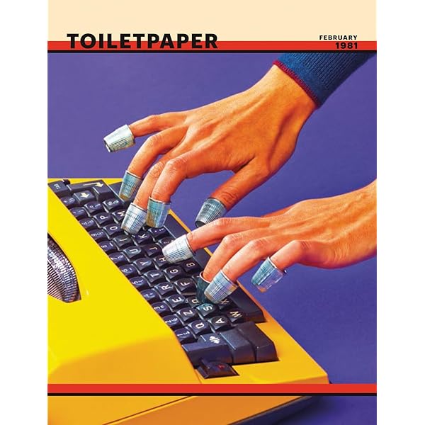 Amazon.com: Toilet Paper: Issue 13: 9788862084901: Cattelan
